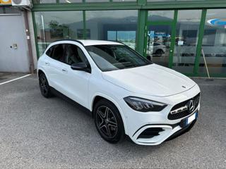 MERCEDES-BENZ GLA 180 usata, con Airbag