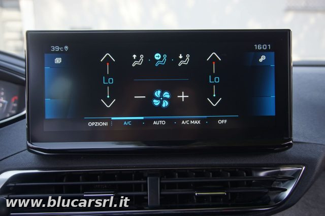 PEUGEOT 5008 usata, con Airbag testa