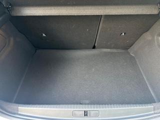 PEUGEOT 208 usata, con USB