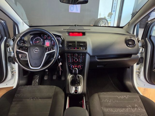 OPEL Meriva usata, con Specchietti laterali elettrici
