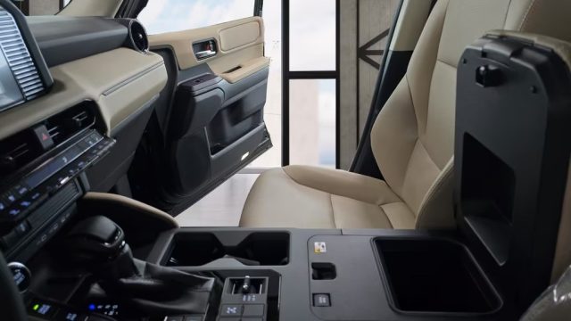 TOYOTA Land Cruiser usata, con Alzacristalli elettrici