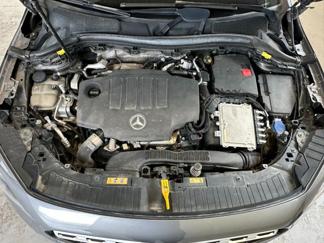 MERCEDES-BENZ GLA 180 usata, con Chiusura centralizzata