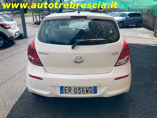 HYUNDAI i20 usata, con Airbag Passeggero