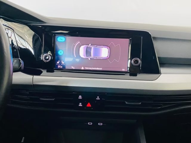 VOLKSWAGEN Golf usata, con Controllo trazione