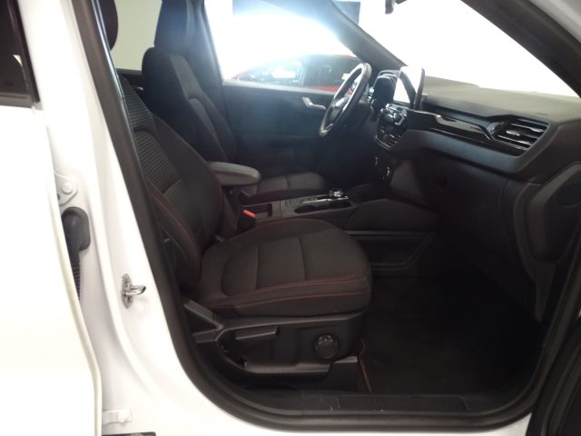 FORD Kuga usata, con Sistema di navigazione