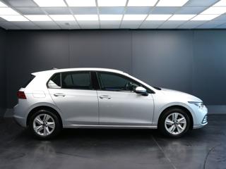 VOLKSWAGEN Golf usata, con Autoradio