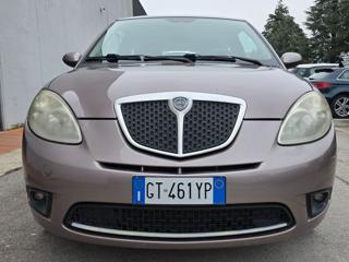 LANCIA Ypsilon usata, con Airbag
