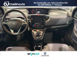 LANCIA Ypsilon usata, con ESP