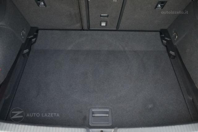 VOLKSWAGEN Golf usata, con Chiamata automatica per emergenze