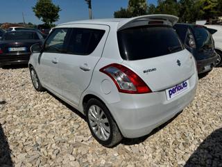 SUZUKI Swift usata, con Autoradio