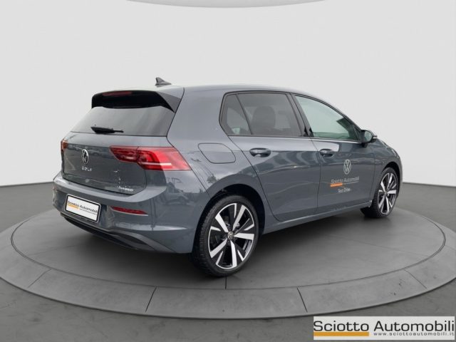 VOLKSWAGEN Golf usata, con Autoradio