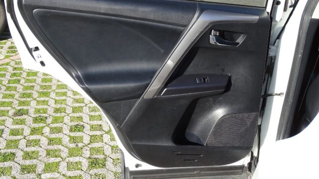 TOYOTA RAV 4 usata 47