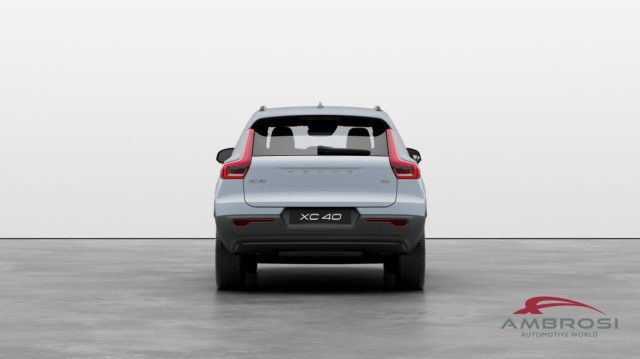 VOLVO XC40 usata 5