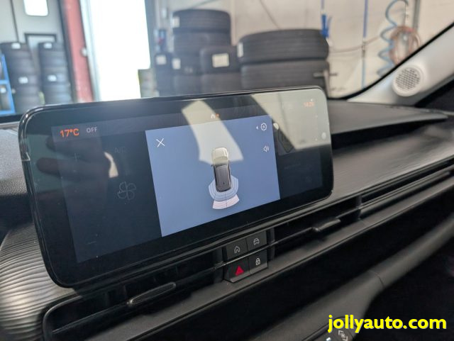 JEEP Avenger usata, con Autoradio digitale