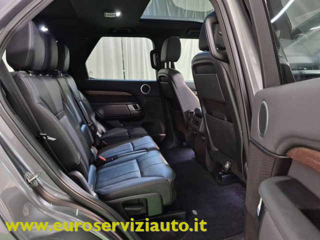 LAND ROVER Discovery usata 37
