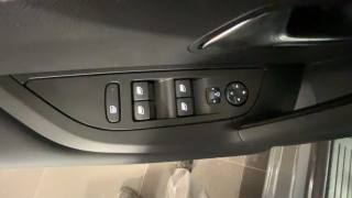 PEUGEOT 2008 usata, con Sensori di parcheggio posteriori