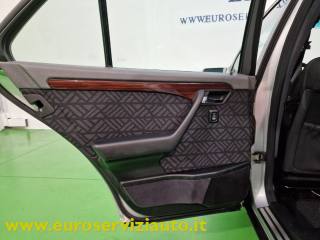 MERCEDES-BENZ C 180 usata 38