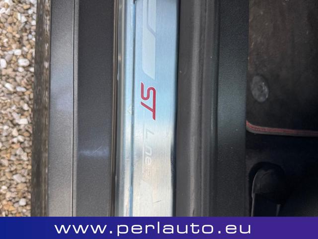 FORD Fiesta usata, con Autoradio
