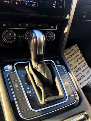 VOLKSWAGEN Passat Variant usata, con Sensori di parcheggio posteriori