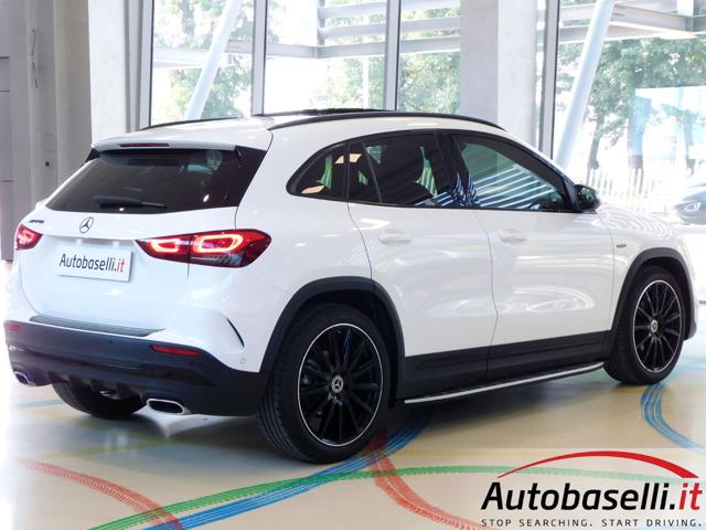 MERCEDES-BENZ GLA 180 usata, con Park Distance Control