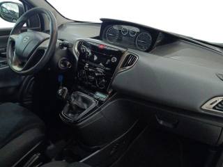 LANCIA Ypsilon usata, con ESP