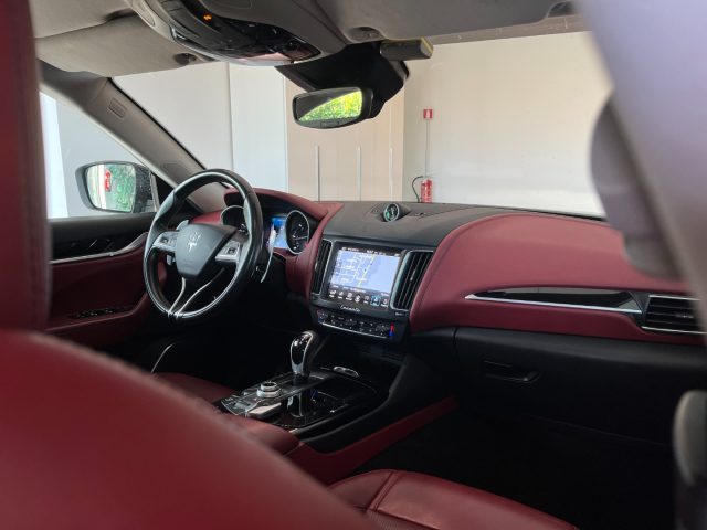 MASERATI Levante usata, con Interni in pelle