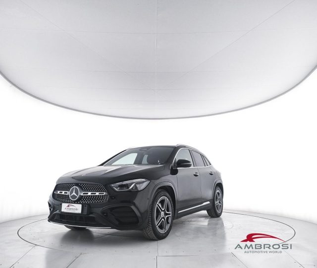 MERCEDES-BENZ GLA 200 usata 0