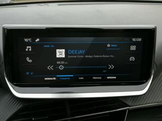 PEUGEOT 208 usata, con USB