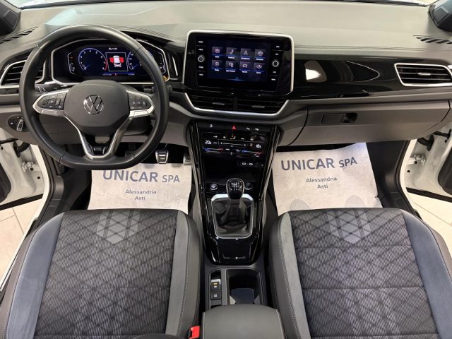 VOLKSWAGEN T-Roc usata, con USB