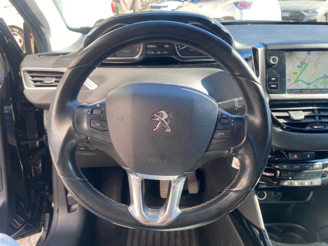 PEUGEOT 2008 usata, con Vetri oscurati
