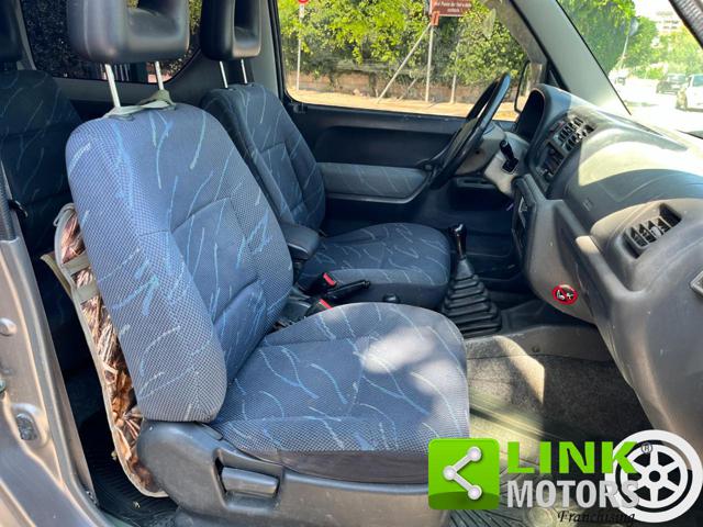 SUZUKI Jimny usata, con Pneumatici da neve
