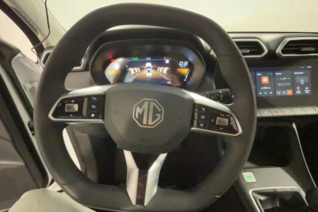 MG ZS usata, con Sensori di parcheggio posteriori