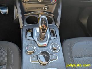 ALFA ROMEO Stelvio usata, con Airbag testa