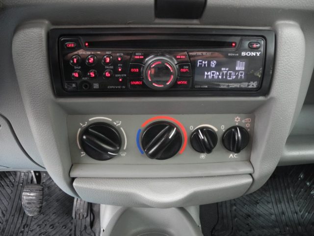 RENAULT Kangoo usata 17