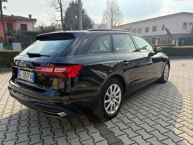 AUDI A4 usata, con Autoradio