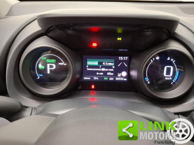 TOYOTA Yaris usata, con Autoradio