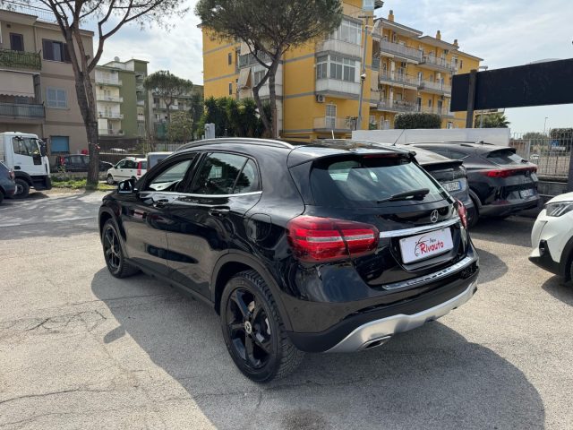 MERCEDES-BENZ GLA 200 usata, con Boardcomputer