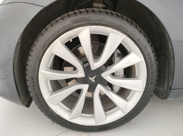 TESLA Model 3 usata, con Cerchi in lega