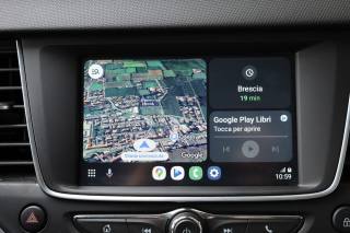 OPEL Crossland X usata, con Hill holder