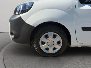 RENAULT Kangoo usata 18