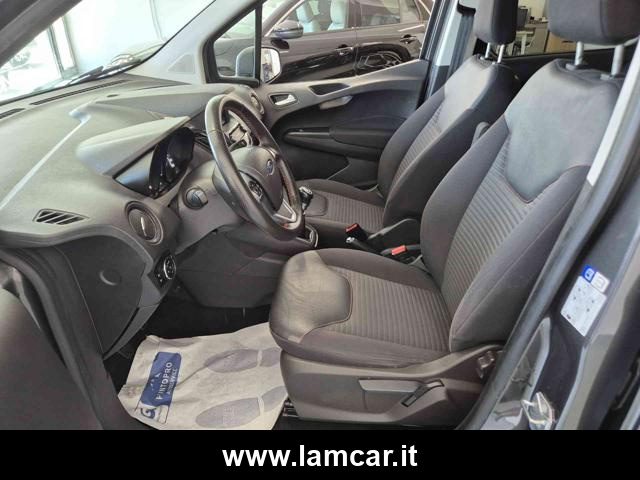 FORD Tourneo Courier usata, con Fendinebbia