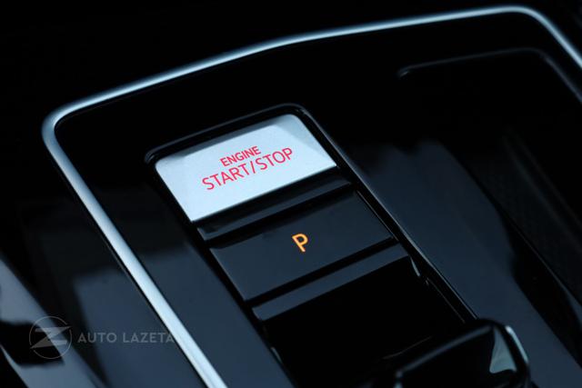 VOLKSWAGEN Golf GTI usata, con Airbag testa