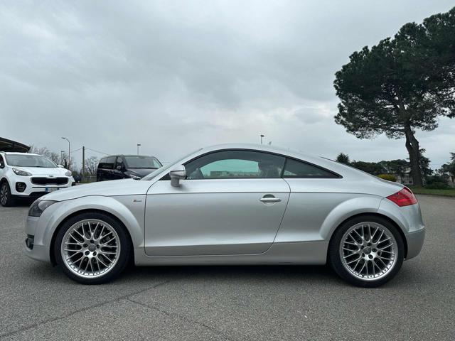 AUDI TT usata, con Autoradio