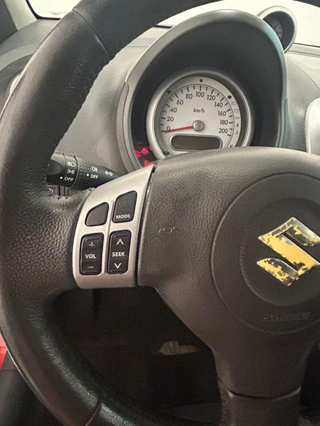 SUZUKI Splash usata, con Specchietti laterali elettrici