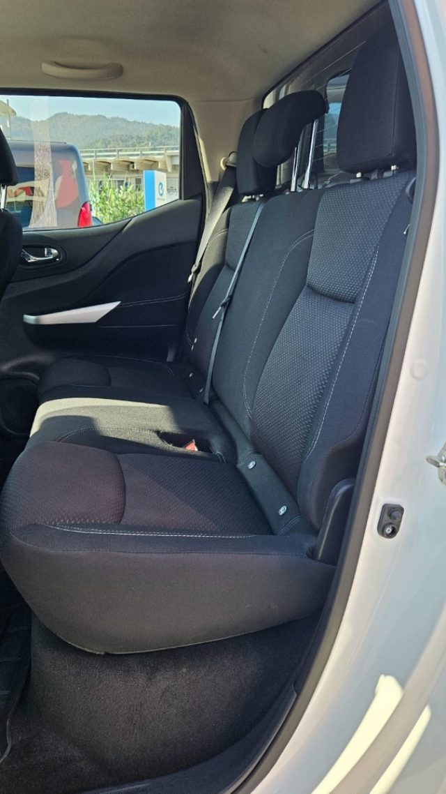 NISSAN Navara usata, con Fendinebbia