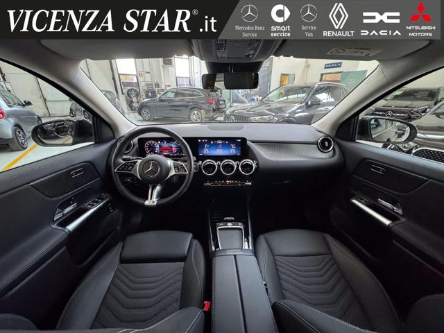 MERCEDES-BENZ GLA 180 usata, con Cerchi in lega