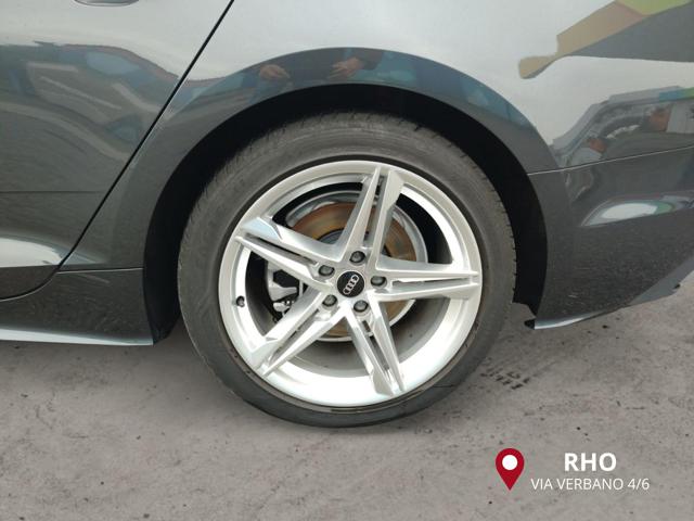 AUDI A5 usata, con Park Distance Control