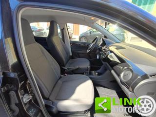 VOLKSWAGEN up! usata 22