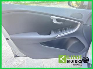 VOLVO V40 usata, con Autoradio digitale