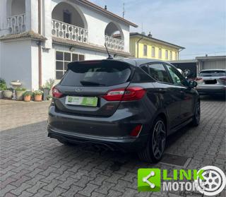 FORD Fiesta usata, con Autoradio